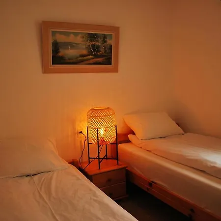 With Balcony And Panoramic Views Of Alps Апартаменты