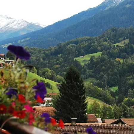 With Balcony And Panoramic Views Of Alps Апартаменты *