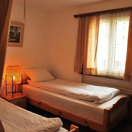 Διαμέρισμα With Balcony And Panoramic Views Of Alps Klosters