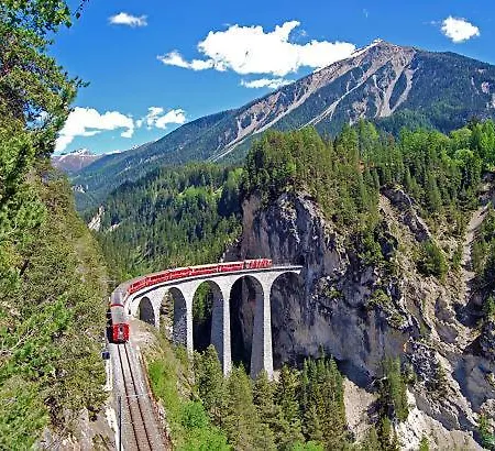 Апартаменты With Balcony And Panoramic Views Of Alps Клостерс