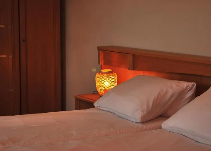 With Balcony And Panoramic Views Of Alps アパート クロスタース