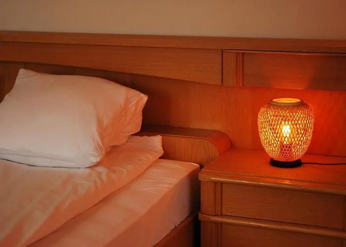 With Balcony And Panoramic Views Of Alps アパート